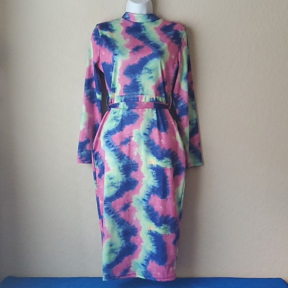 Colorful Tie Dye Mock Neck Bodycon Dress Size M Long Sleeve Pink Blue Midi**